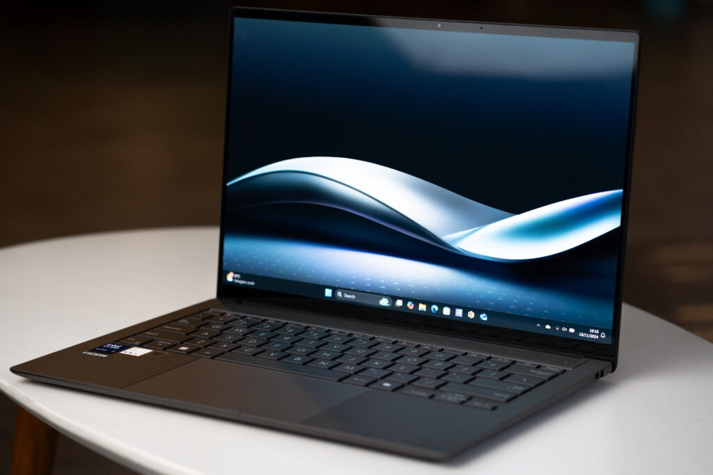 Amoled Display Laptop
