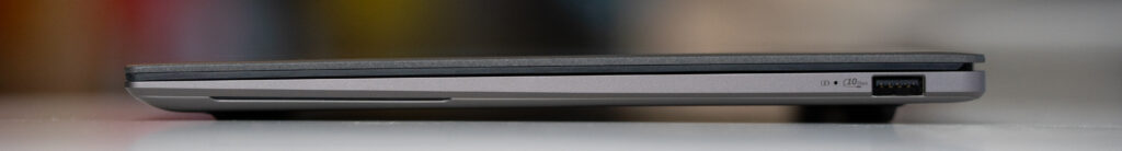 laptop tipis